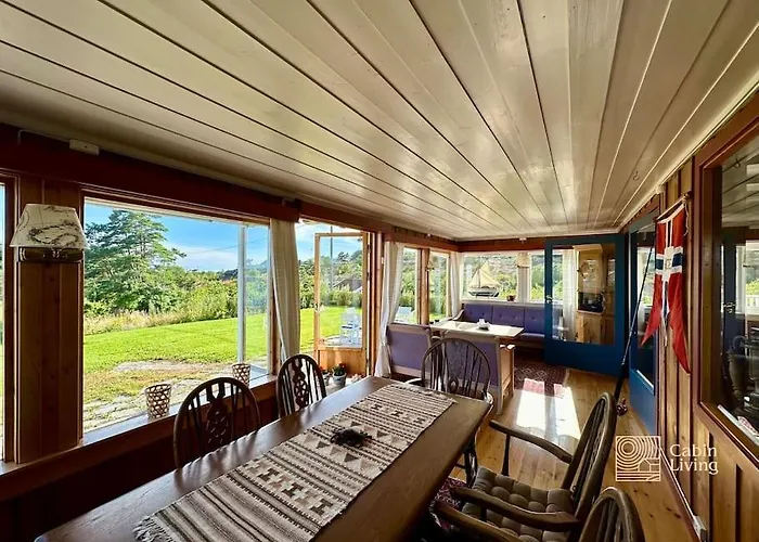 Hébergement de vacances Seaside In Fredrikstad With Private Jetty, Bbq & Sea View - Close To *