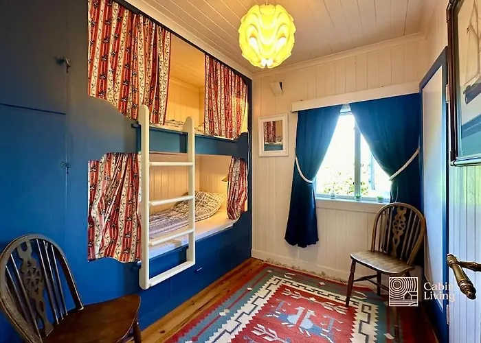 Seaside In Fredrikstad With Private Jetty, Bbq & Sea View - Close To Hanko