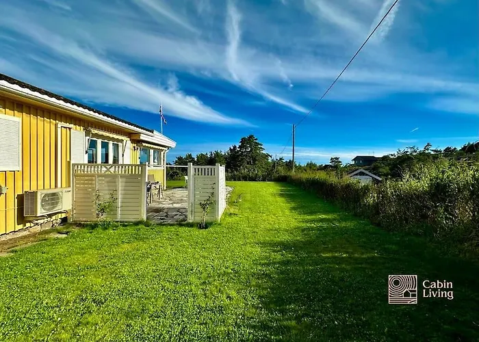 Seaside In Fredrikstad With Private Jetty, Bbq & Sea View - Close To Hébergement de vacances